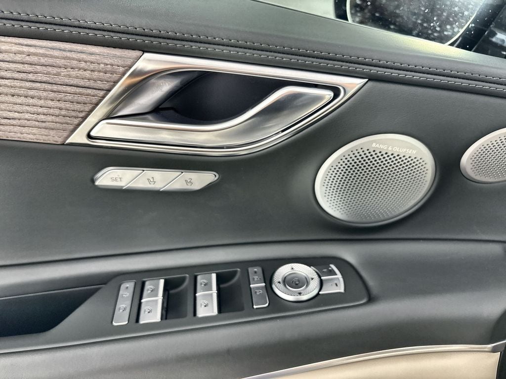 Thumbnail: 2026 Genesis GV80 - 15