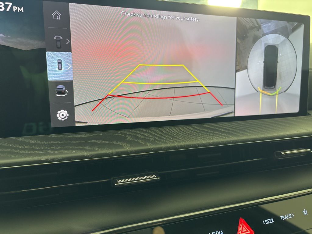 Thumbnail: 2026 Genesis GV80 - 27