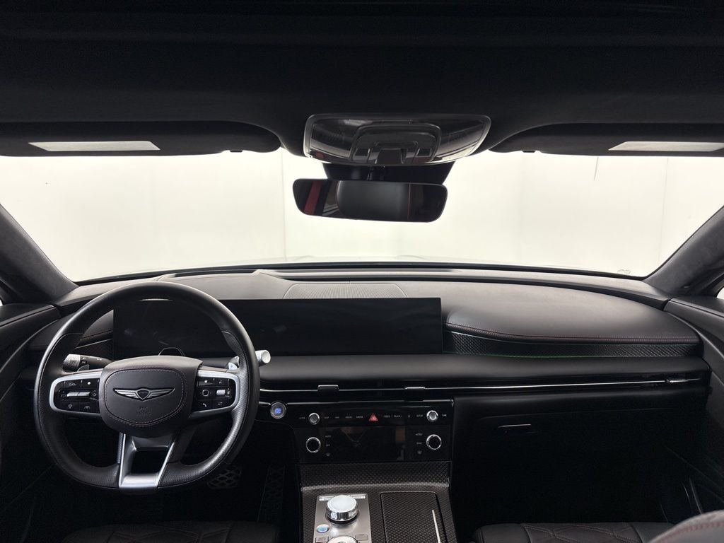 Thumbnail: 2025 Genesis G80 - 19