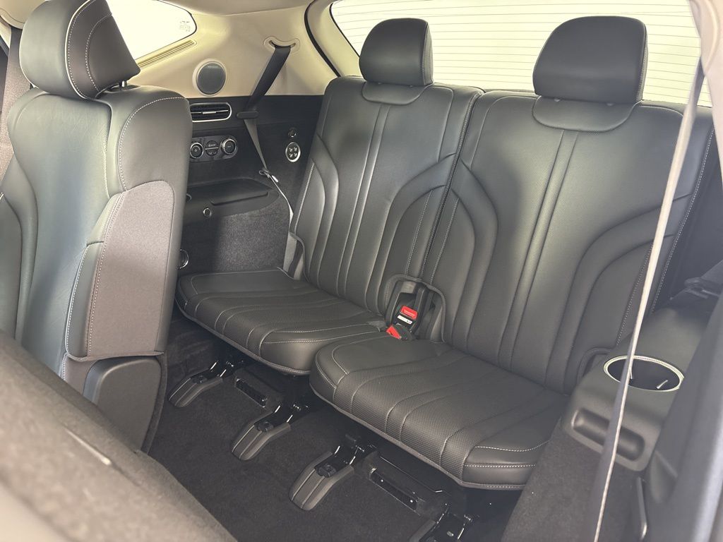 Thumbnail: 2026 Genesis GV80 - 24