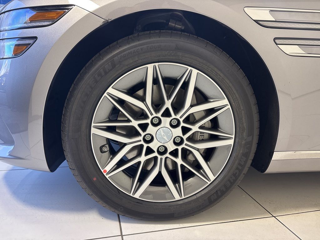 Thumbnail: 2026 Genesis G80 - 9