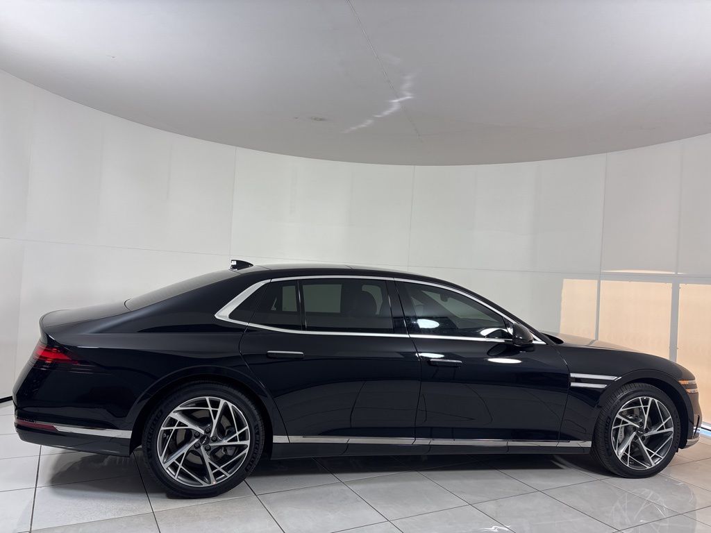 Thumbnail: 2026 Genesis G90 - 6