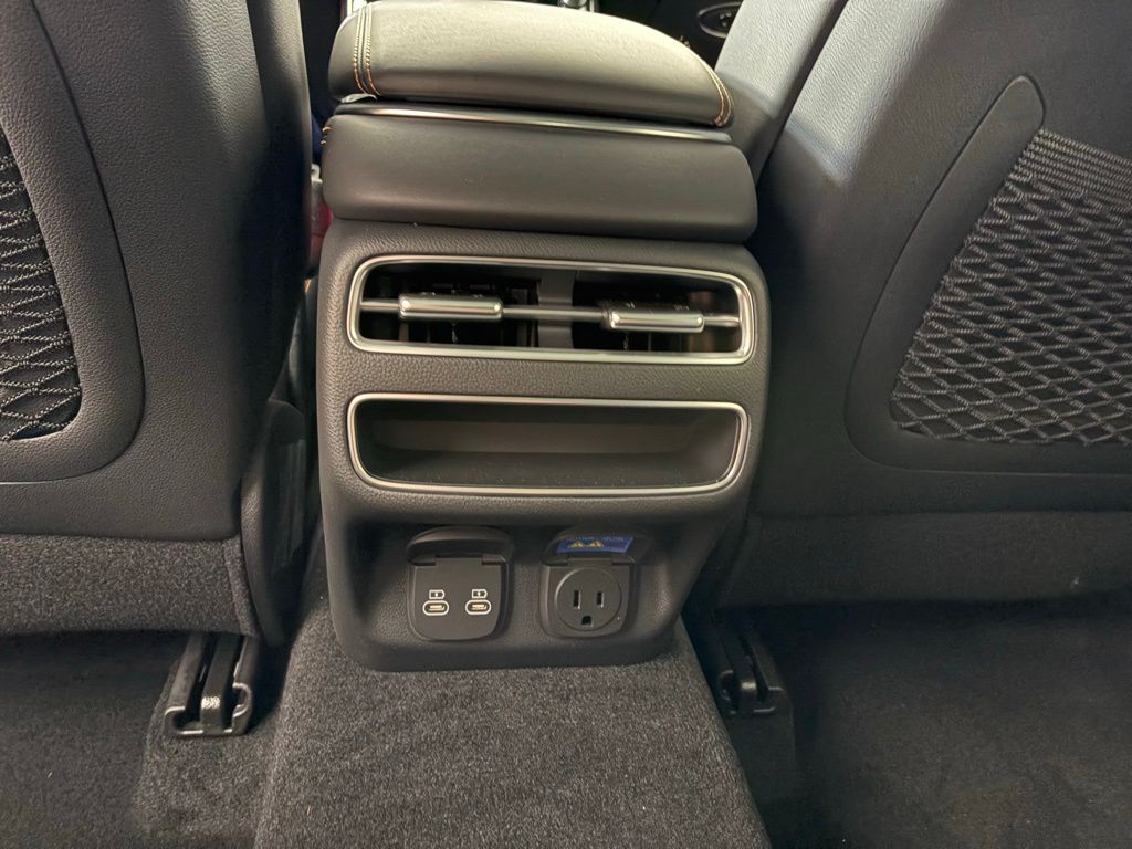 Thumbnail: 2026 Genesis GV70 - 23