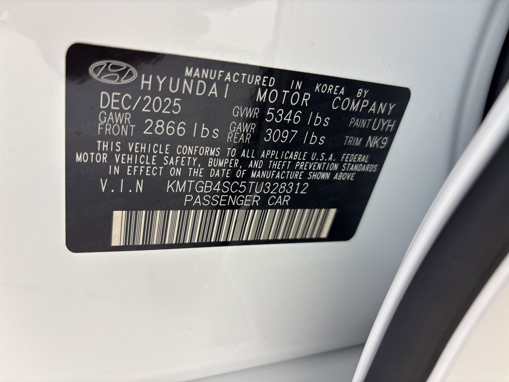 2026 GENESIS G80 Advanced - Photo 10