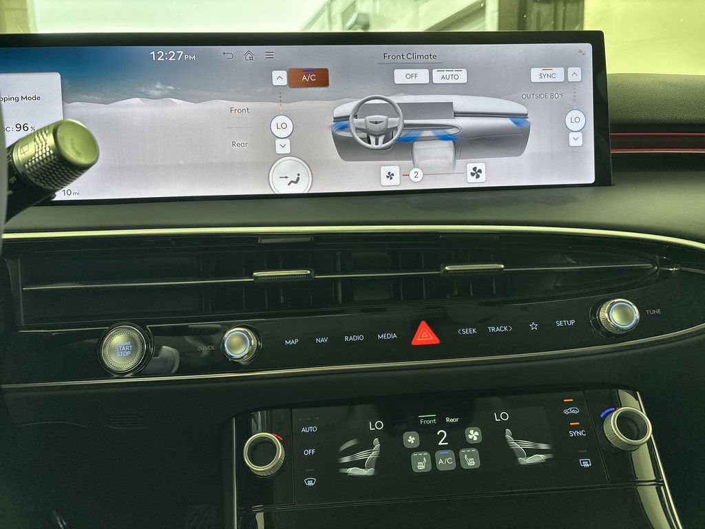 Thumbnail: 2026 Genesis GV70 - 16