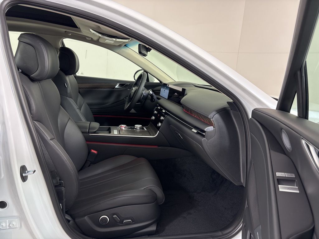 2026 GENESIS G80 Advanced - Photo 12