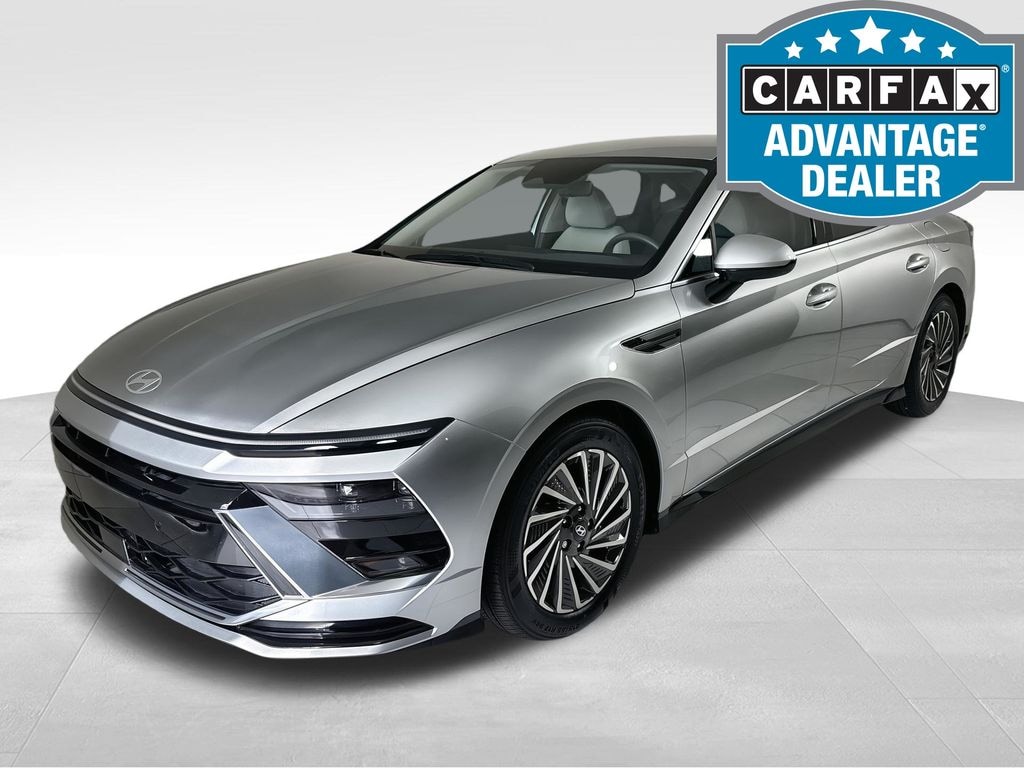 Used 2025 Hyundai Sonata Hybrid SEL Sedan