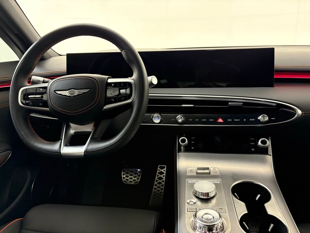 Thumbnail: 2026 Genesis GV70 - 21