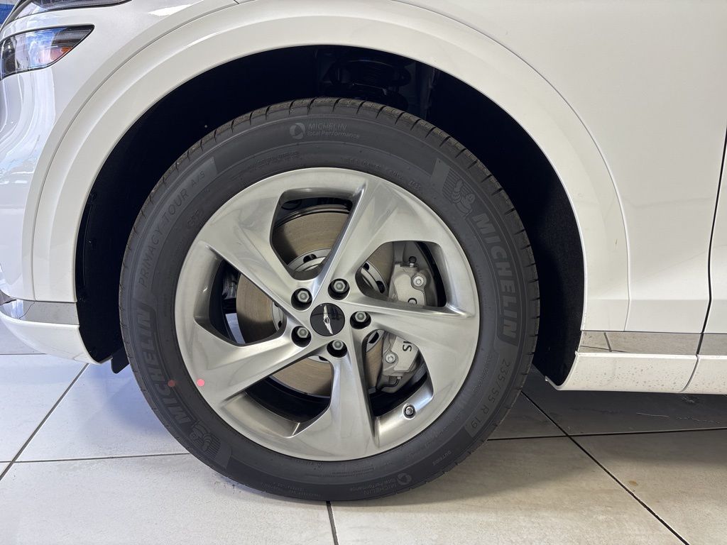 Thumbnail: 2026 Genesis GV70 - 9