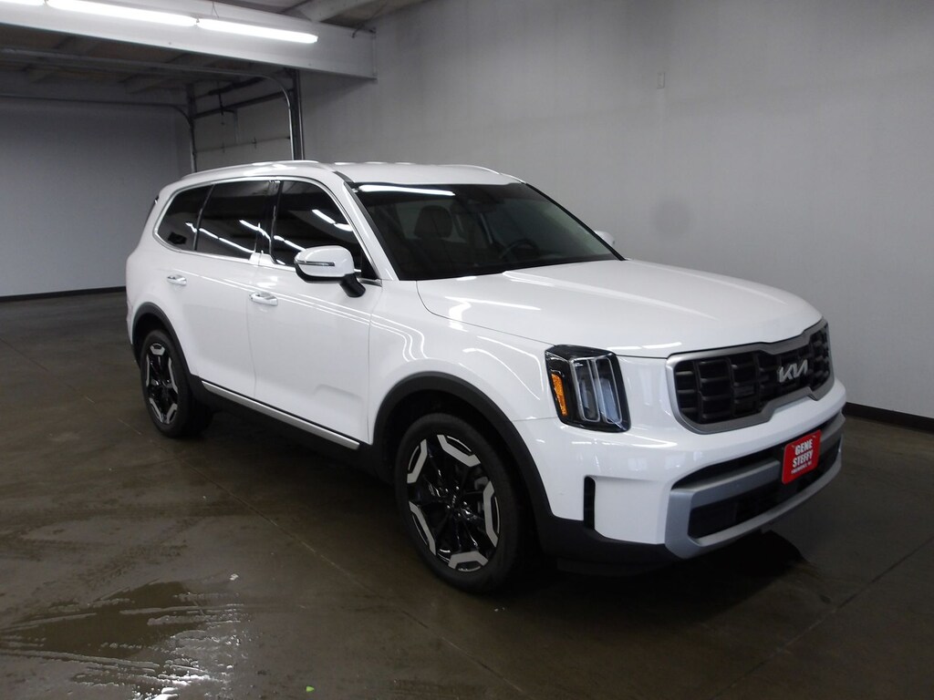 Used 2024 Kia Telluride S SUV