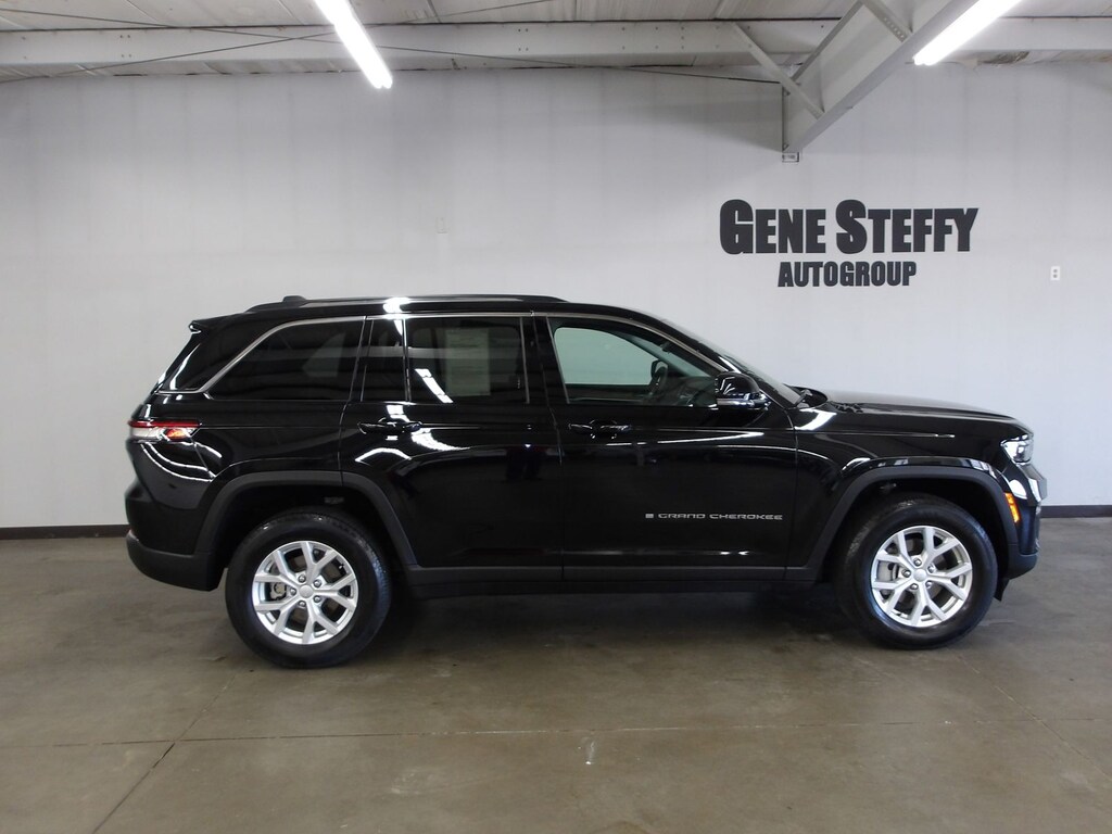 Used 2024 Jeep Grand Cherokee Limited SUV