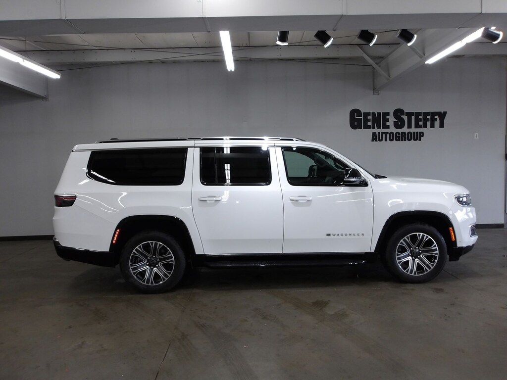 Used 2025 Jeep Wagoneer L Base SUV
