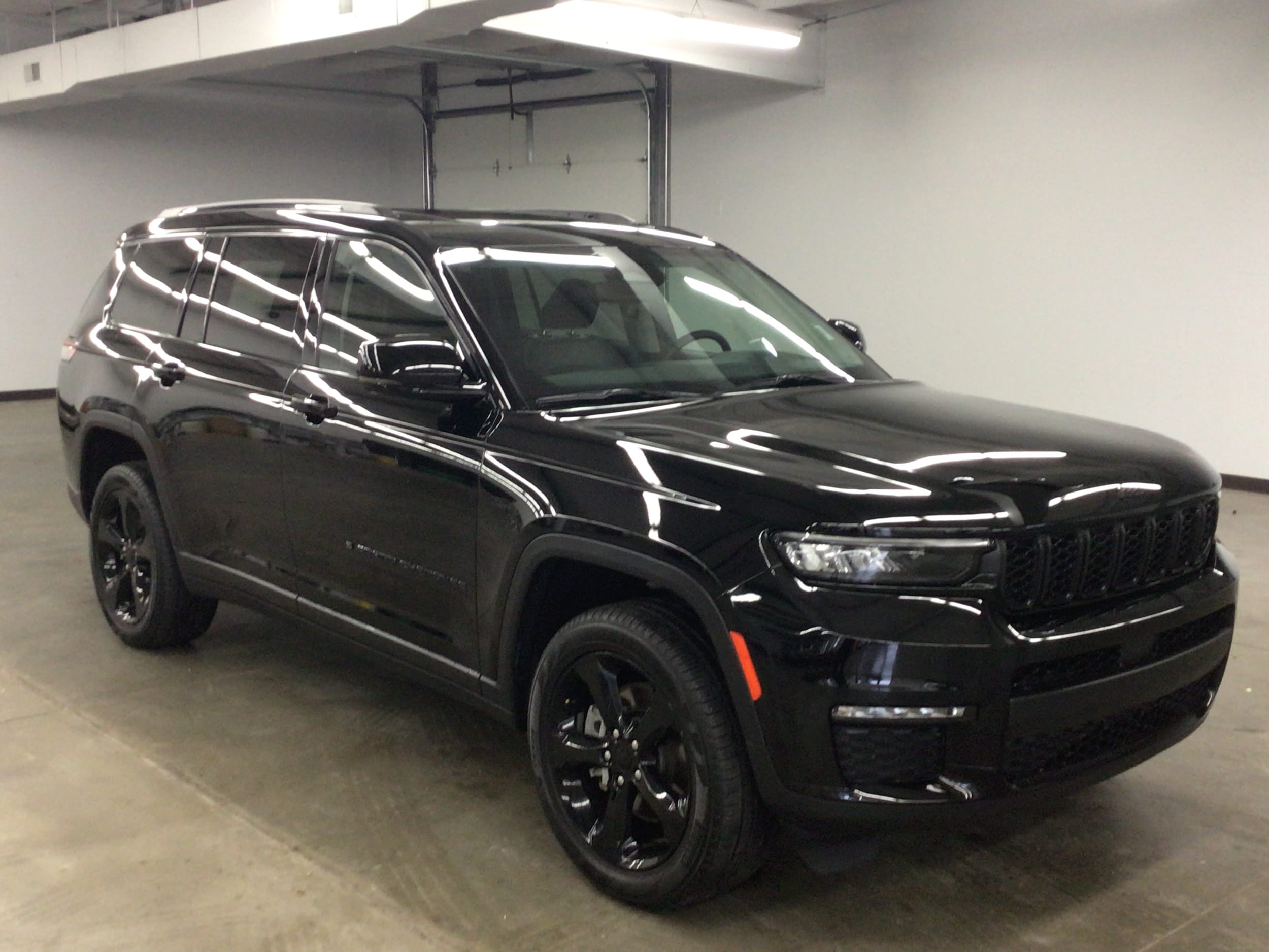 Used 2023 Jeep Grand Cherokee L Limited with VIN 1C4RJKBG8P8822342 for sale in Fremont, NE