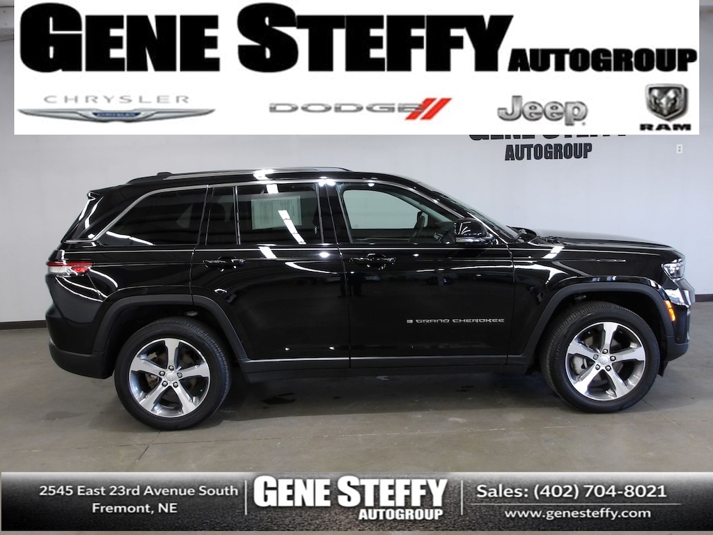 Used 2023 Jeep Grand Cherokee Limited SUV
