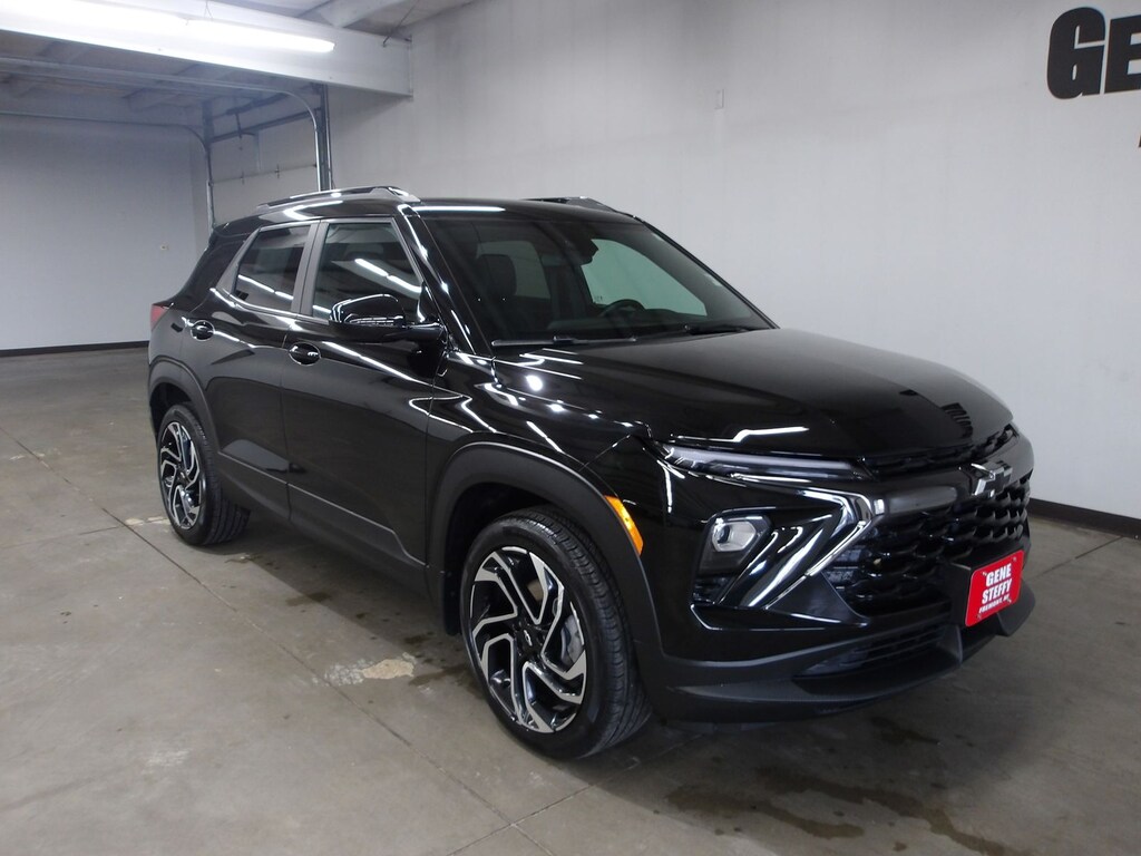Used 2025 Chevrolet Trailblazer RS SUV