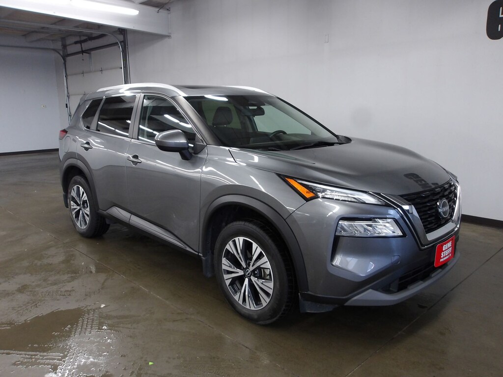Used 2023 Nissan Rogue SV SUV