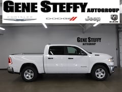New 2025 Ram 1500 BIG HORN CREW CAB 4X4 5'7 BOX Pickup in Fremont, NE