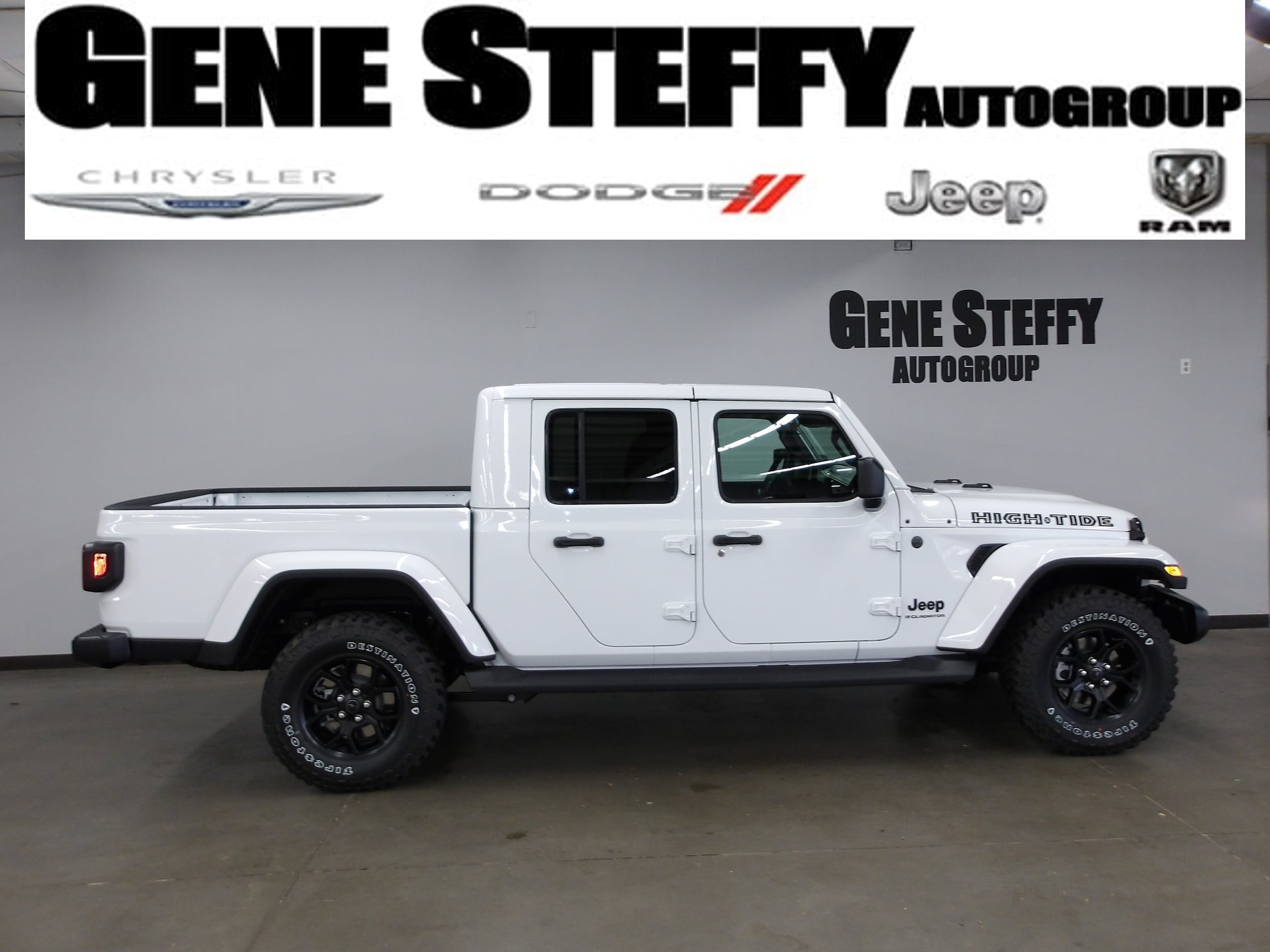 2025 Jeep Gladiator High Tide's photo