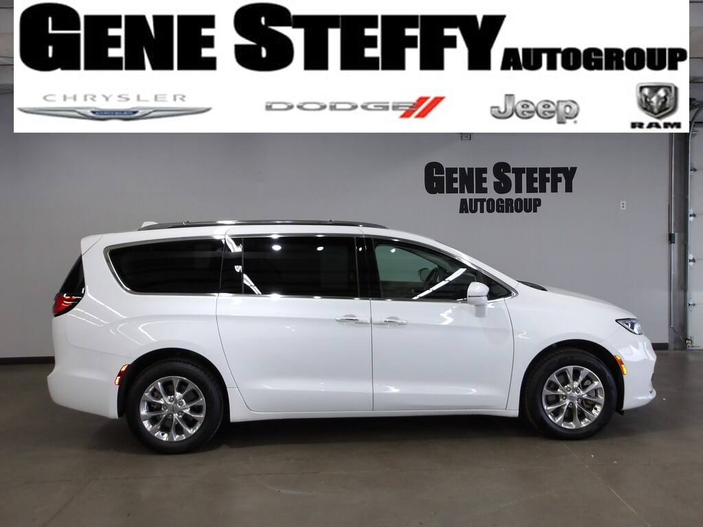 Used 2021 Chrysler Pacifica Touring L Van Passenger Van