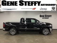 2025 Ram 1500 LIMITED CREW CAB 4X4 5'7 BOX Pickup