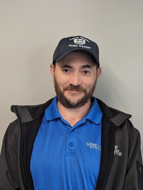 Staff member Michael Delozier from ID_028e6eb9225f