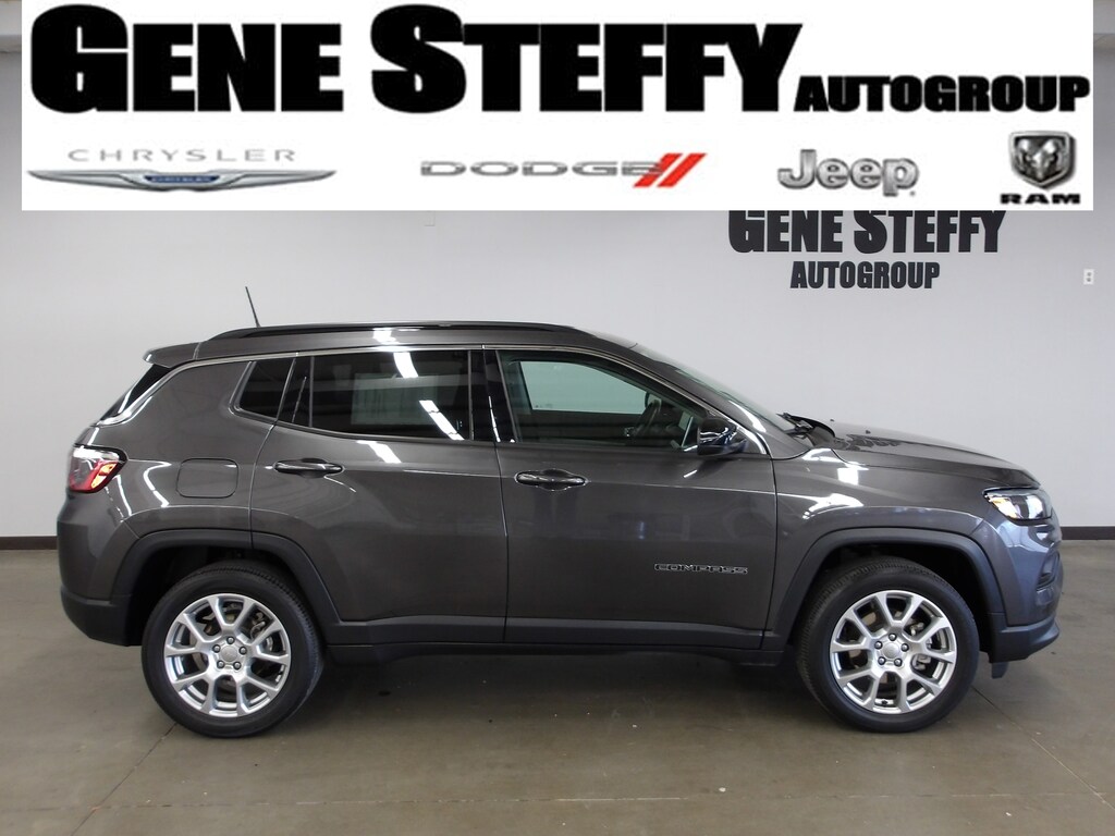 Used 2022 Jeep Compass Latitude Lux SUV