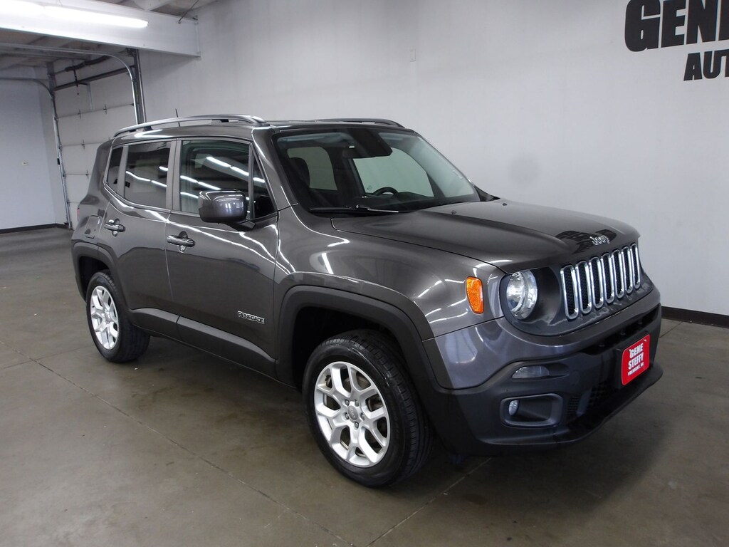 Used 2017 Jeep Renegade Latitude SUV