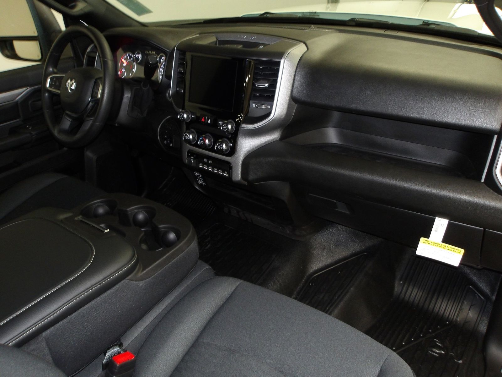 2026 RAM 3500 Chassis Tradesman - Photo 12