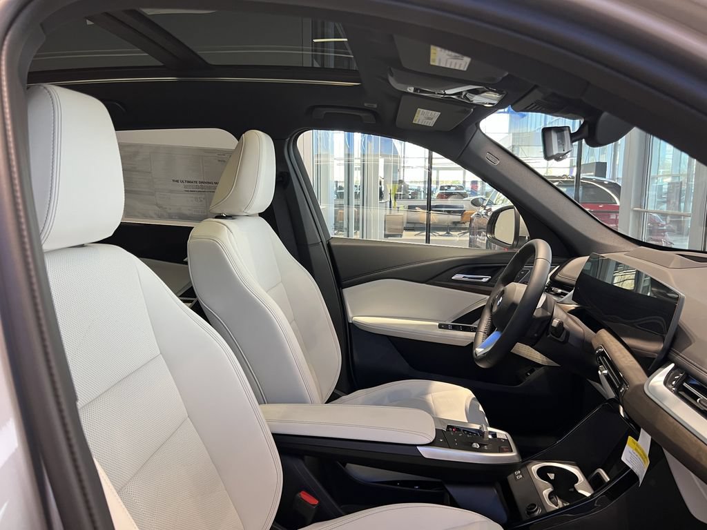 2026 BMW X1 28i - Photo 24