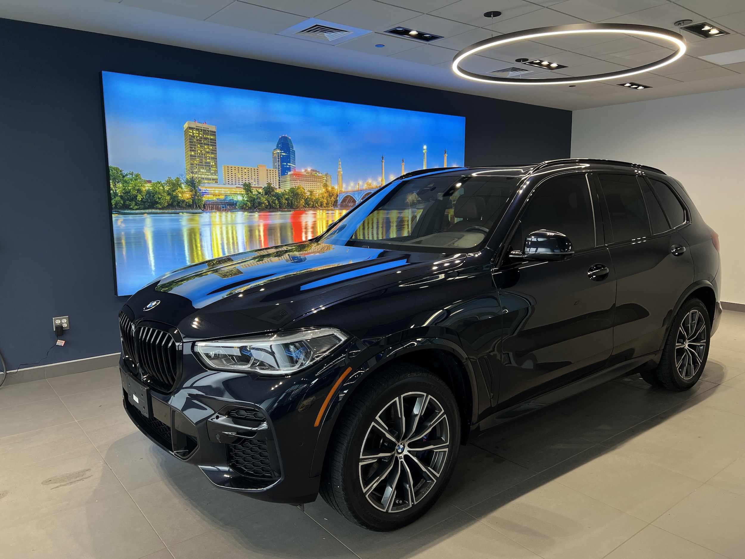 2022 BMW X5 M50i Sports Activity Vehicle 