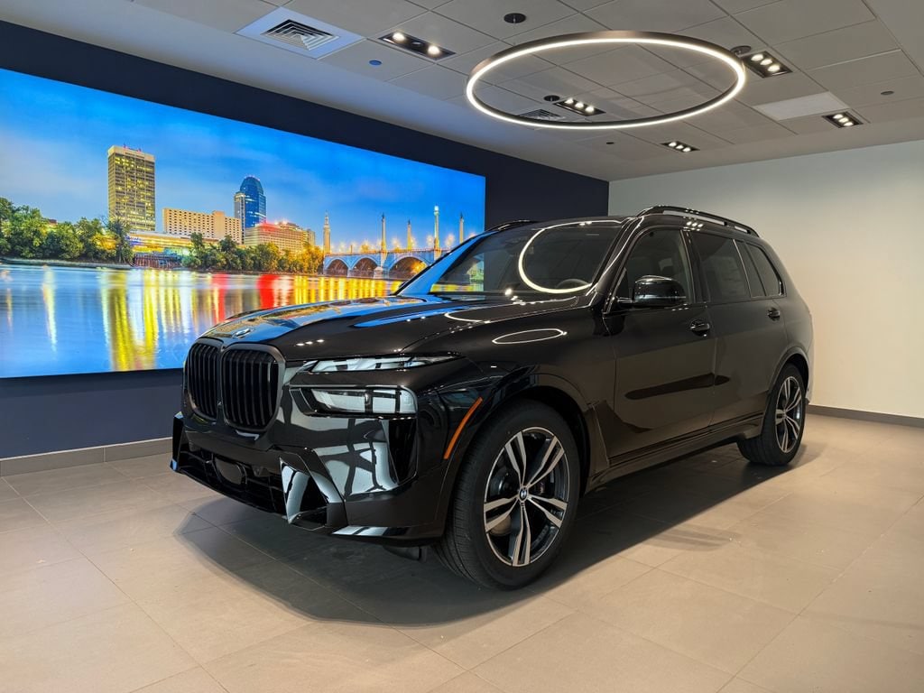 2027 BMW X7 SUV 