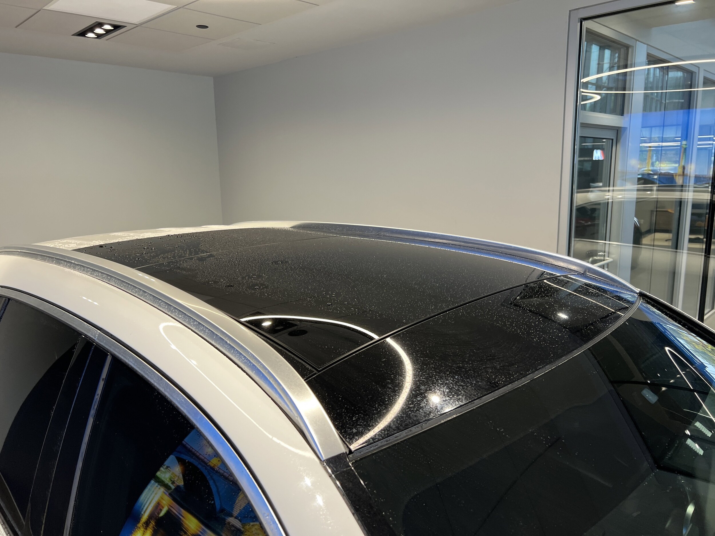 2019 Mercedes Benz GLC 350e 4MATIC photo 4