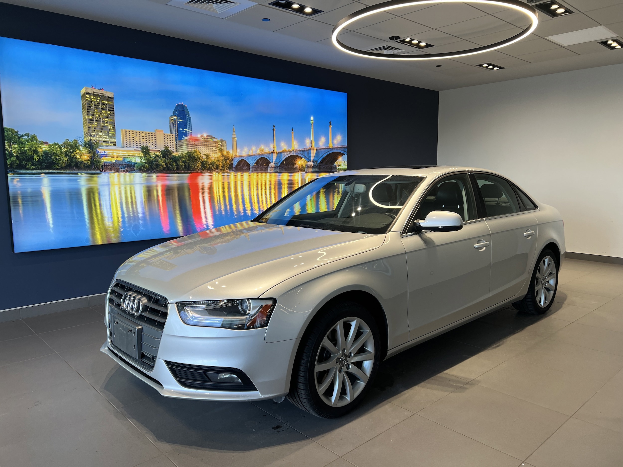 2013 Audi A4 Premium's photo