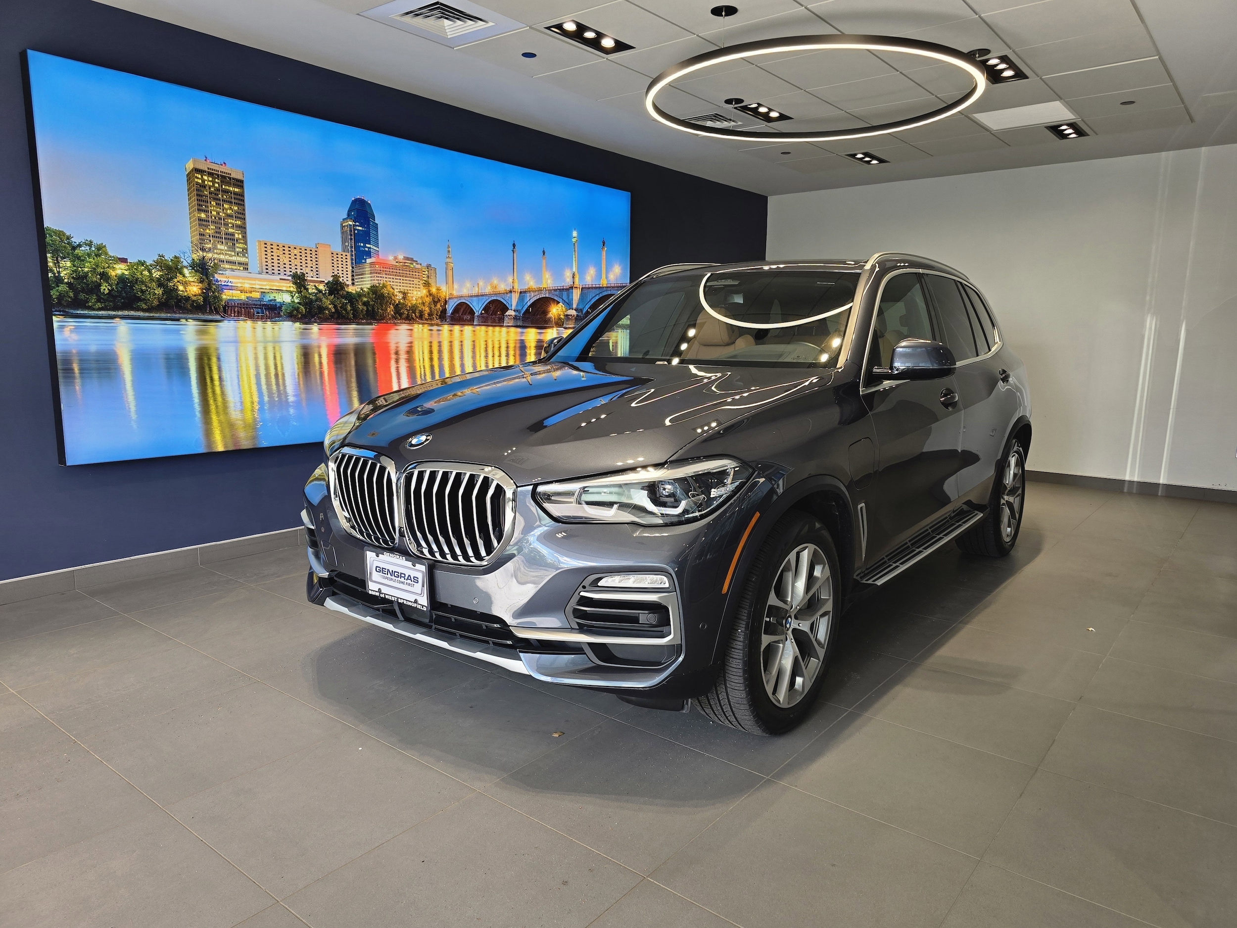 2021 BMW X5 xDrive45e Plug-In Hybrid 