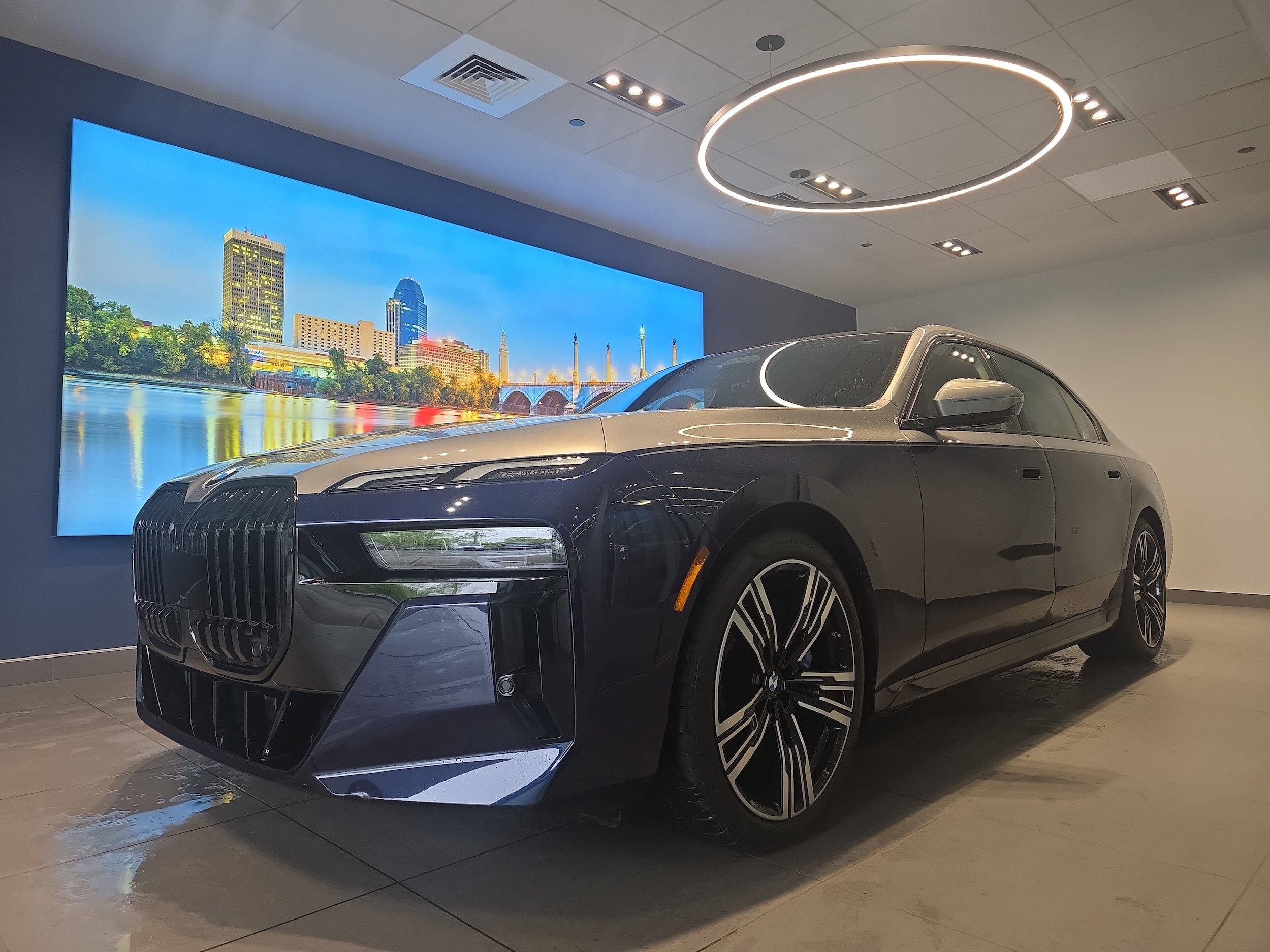 2023 BMW 7 Series 760i xDrive's photo