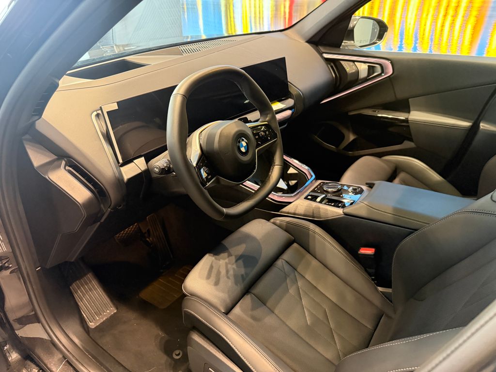 2026 BMW X3 30 - Photo 11