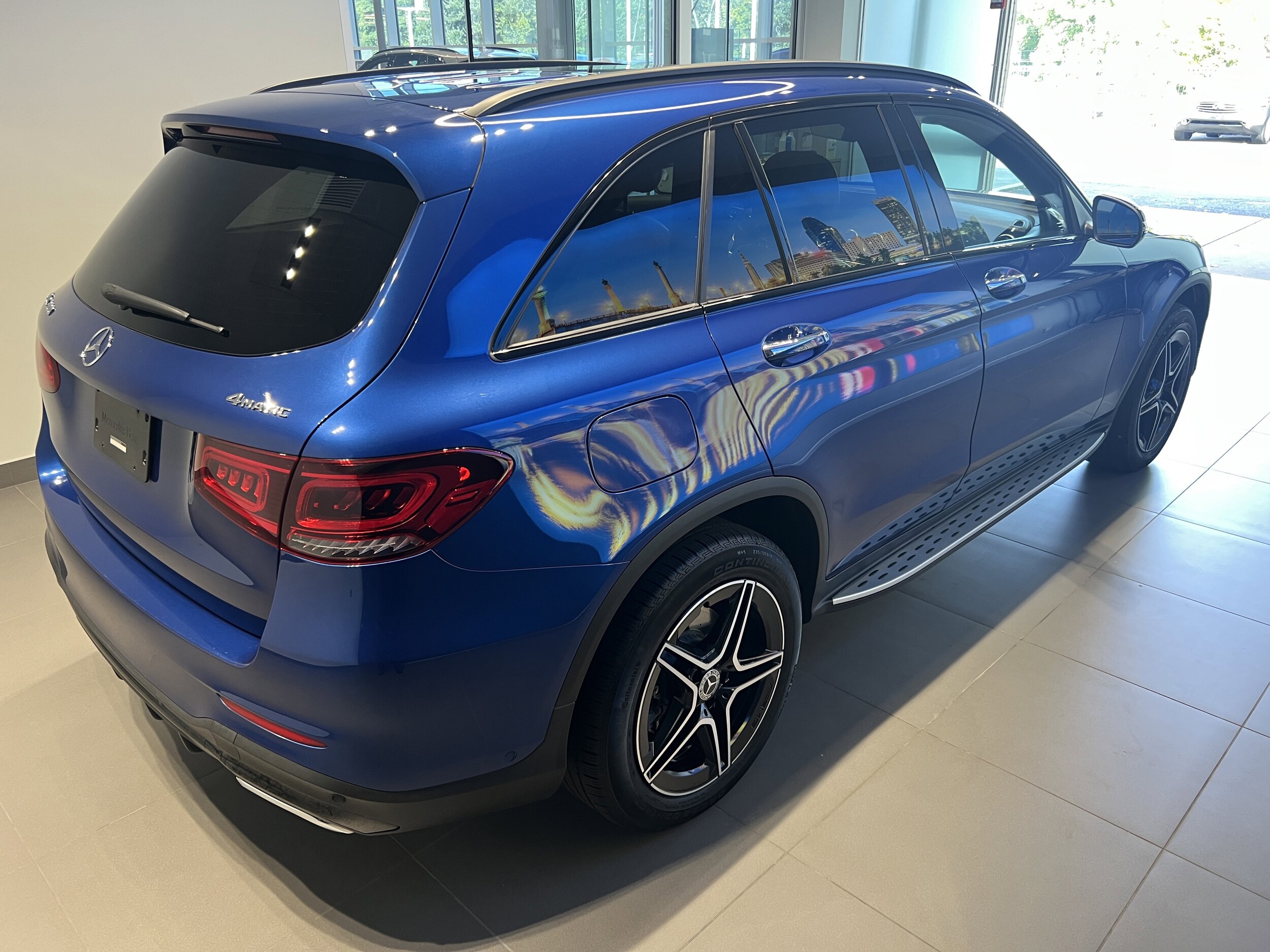 2022 Mercedes Benz GLC 300 4MATIC photo 4