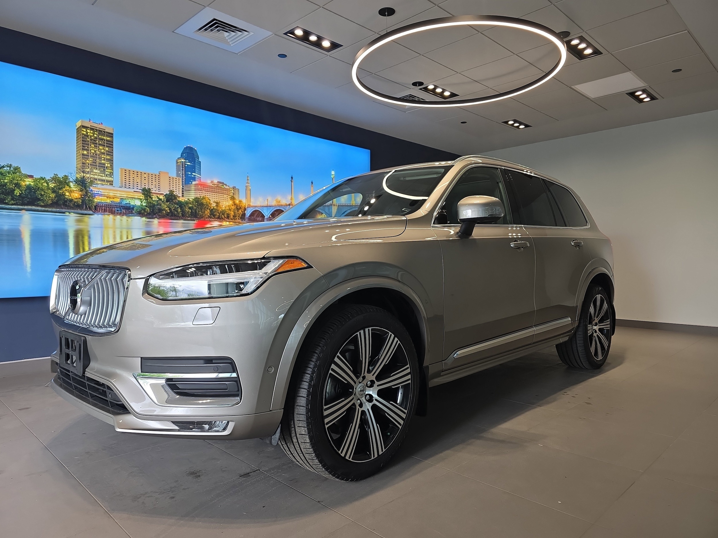 2022 Volvo XC90 T6 Inscription AWD's photo