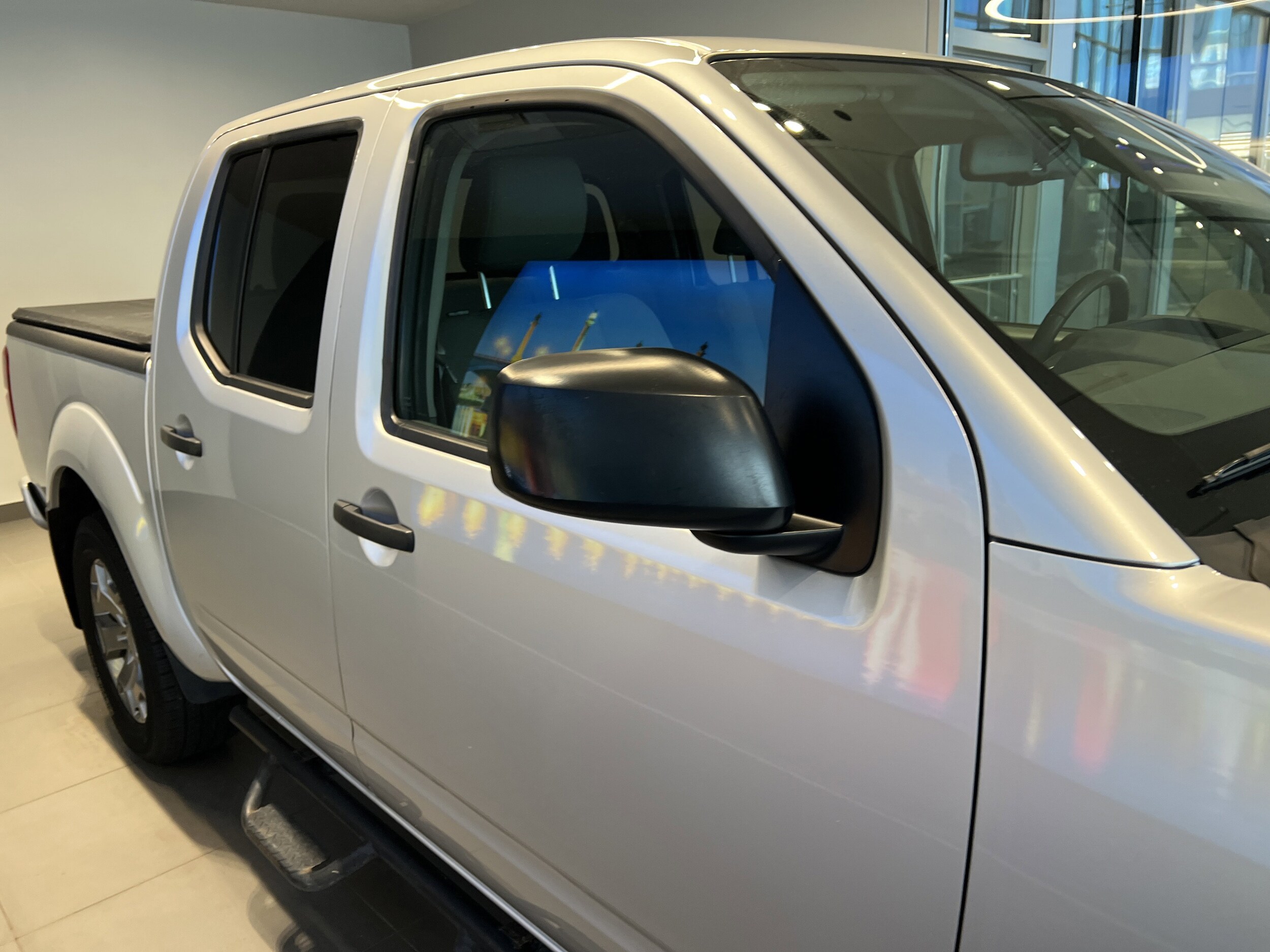 2021 Nissan Frontier Crew Cab SV photo 4