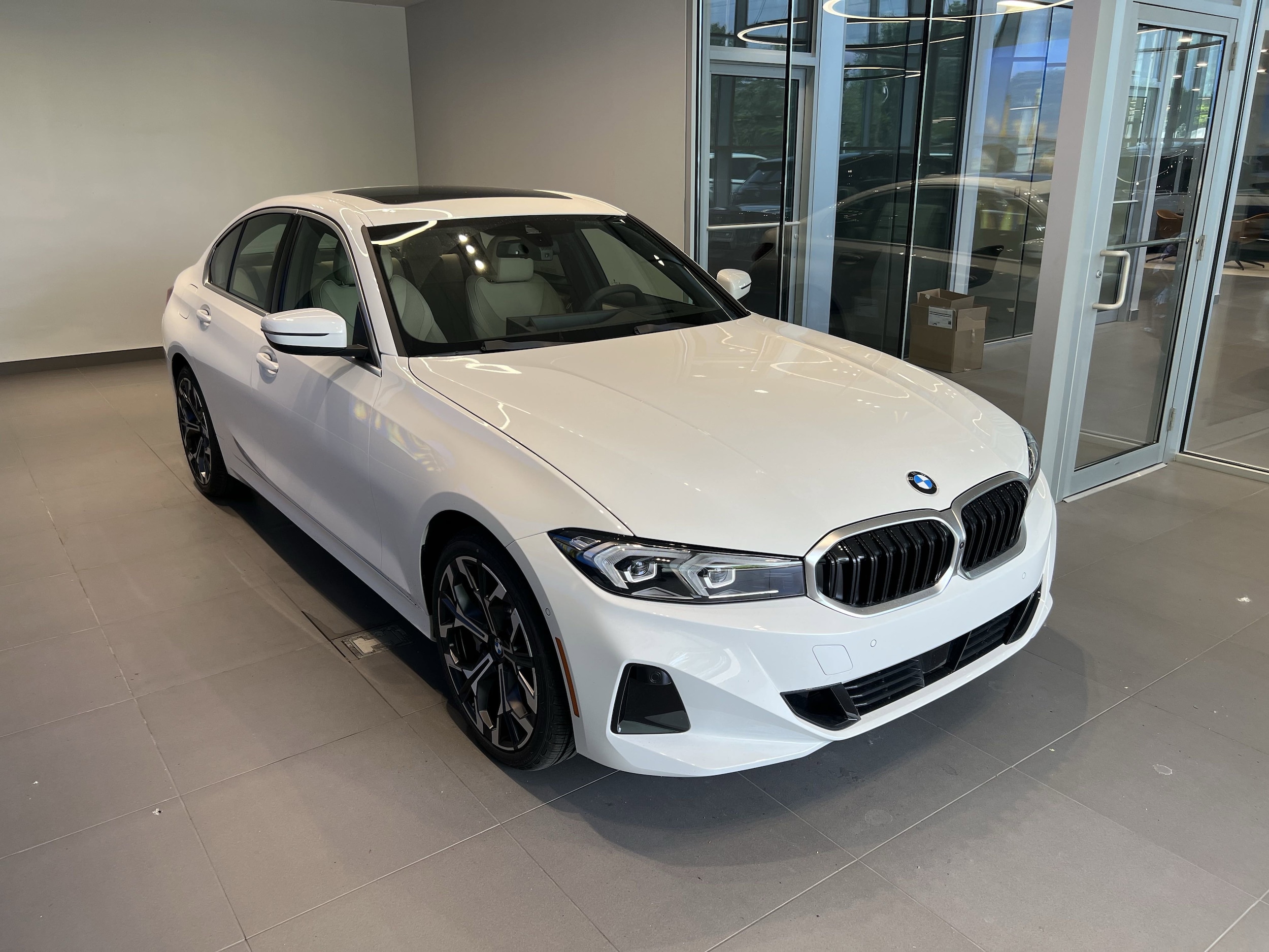 2025 BMW 330i Sedan 