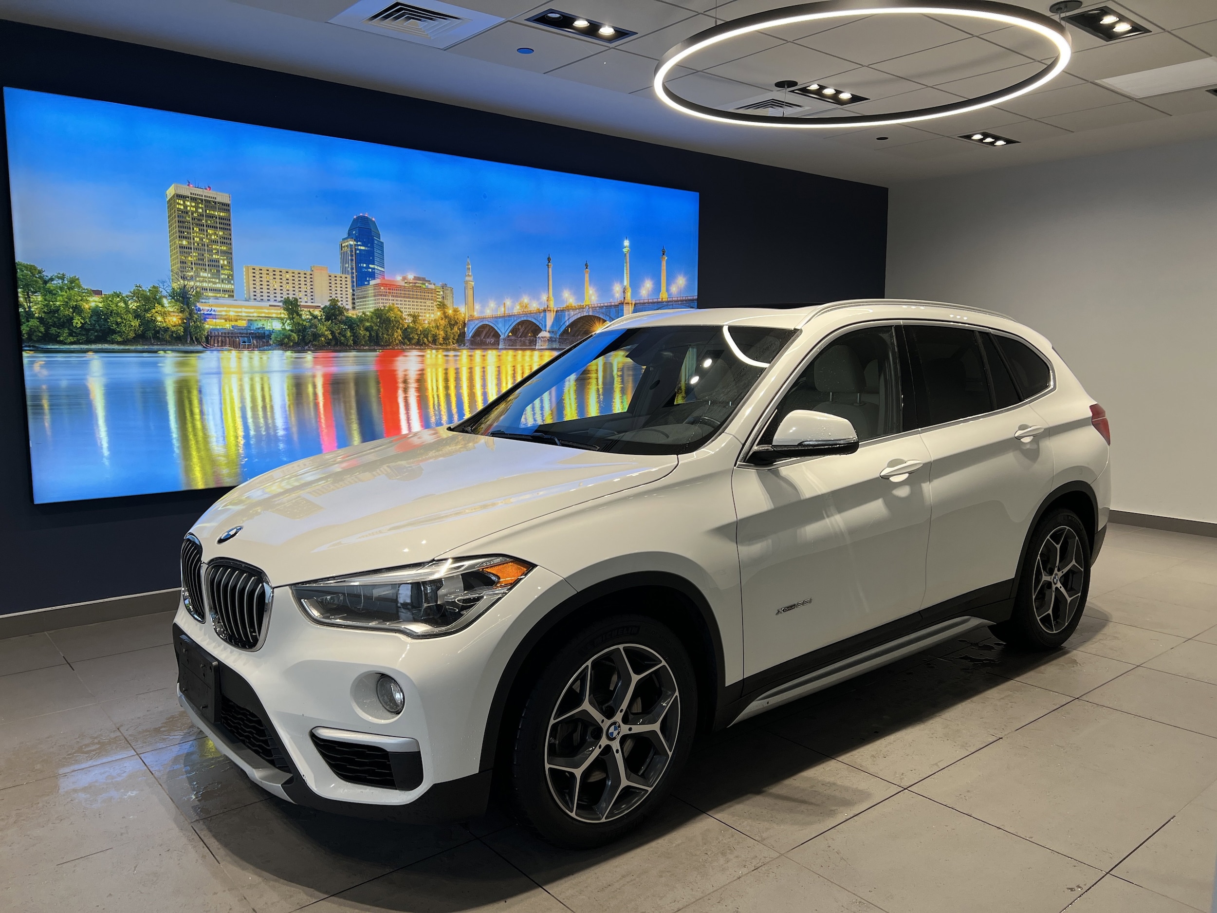 2016 BMW X1 28i's photo