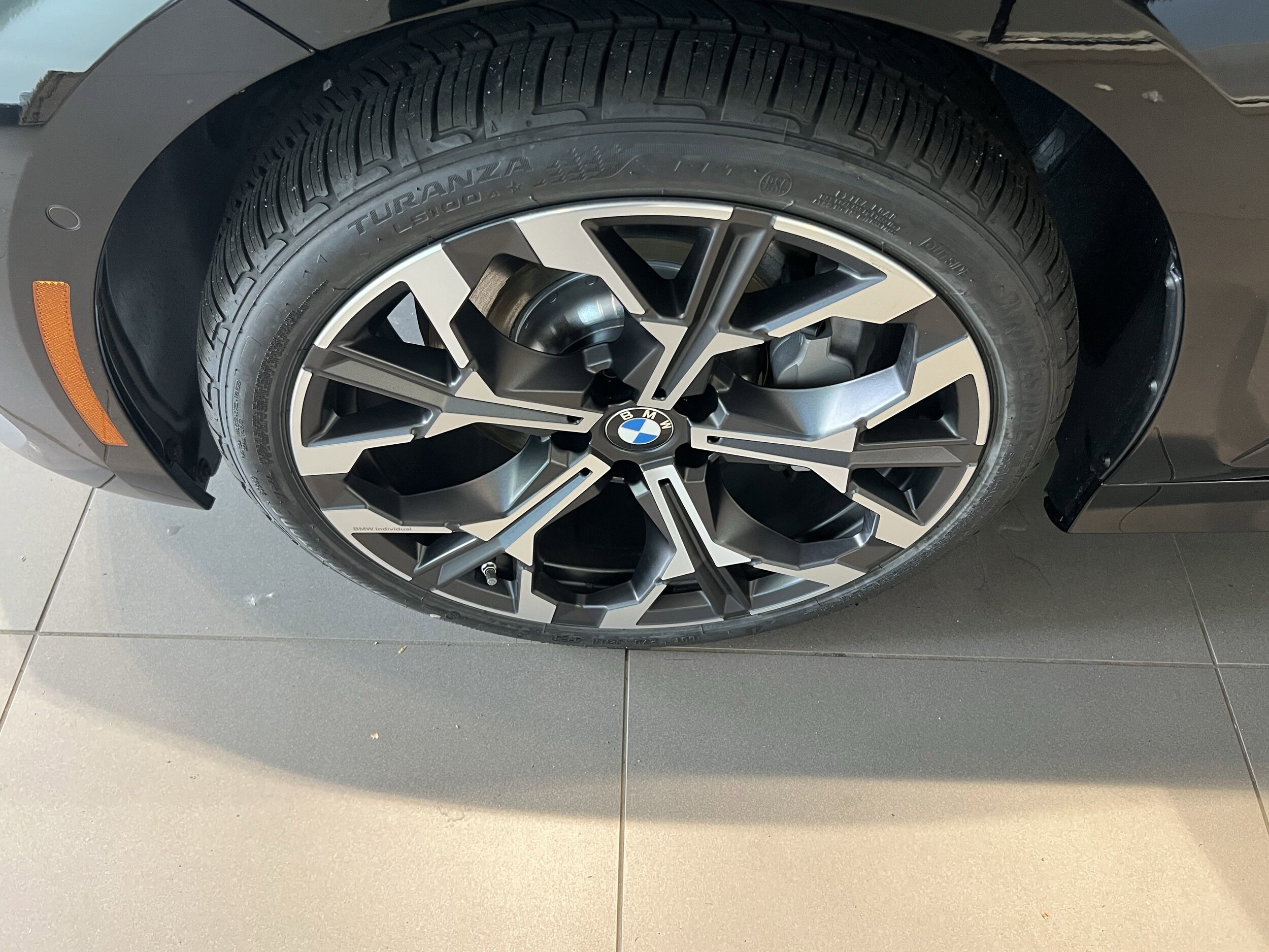 2025 Bmw 330i xDrive Sedan photo 4