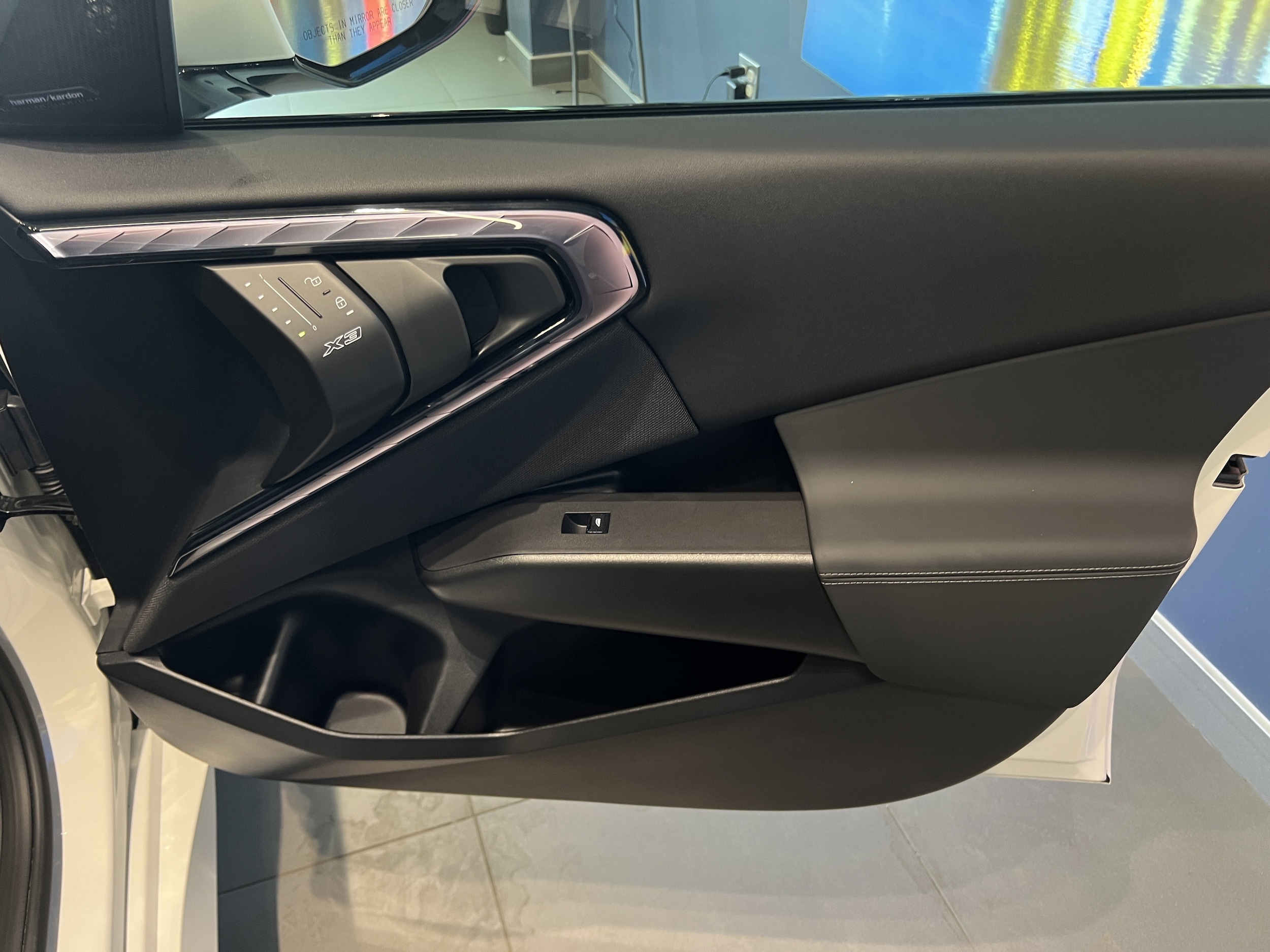 2025 BMW X3 30 - Photo 33