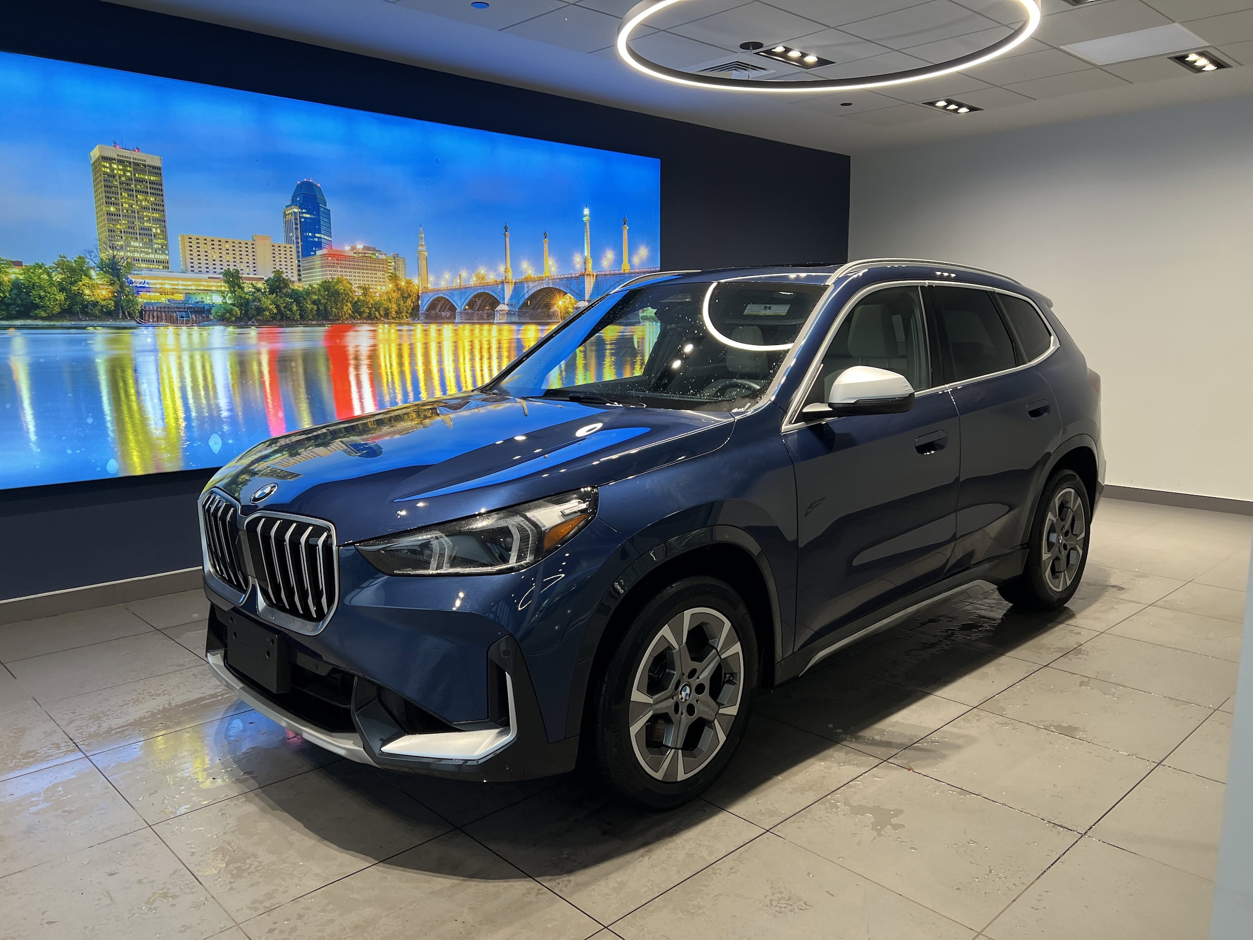 2024 BMW X1 28i's photo