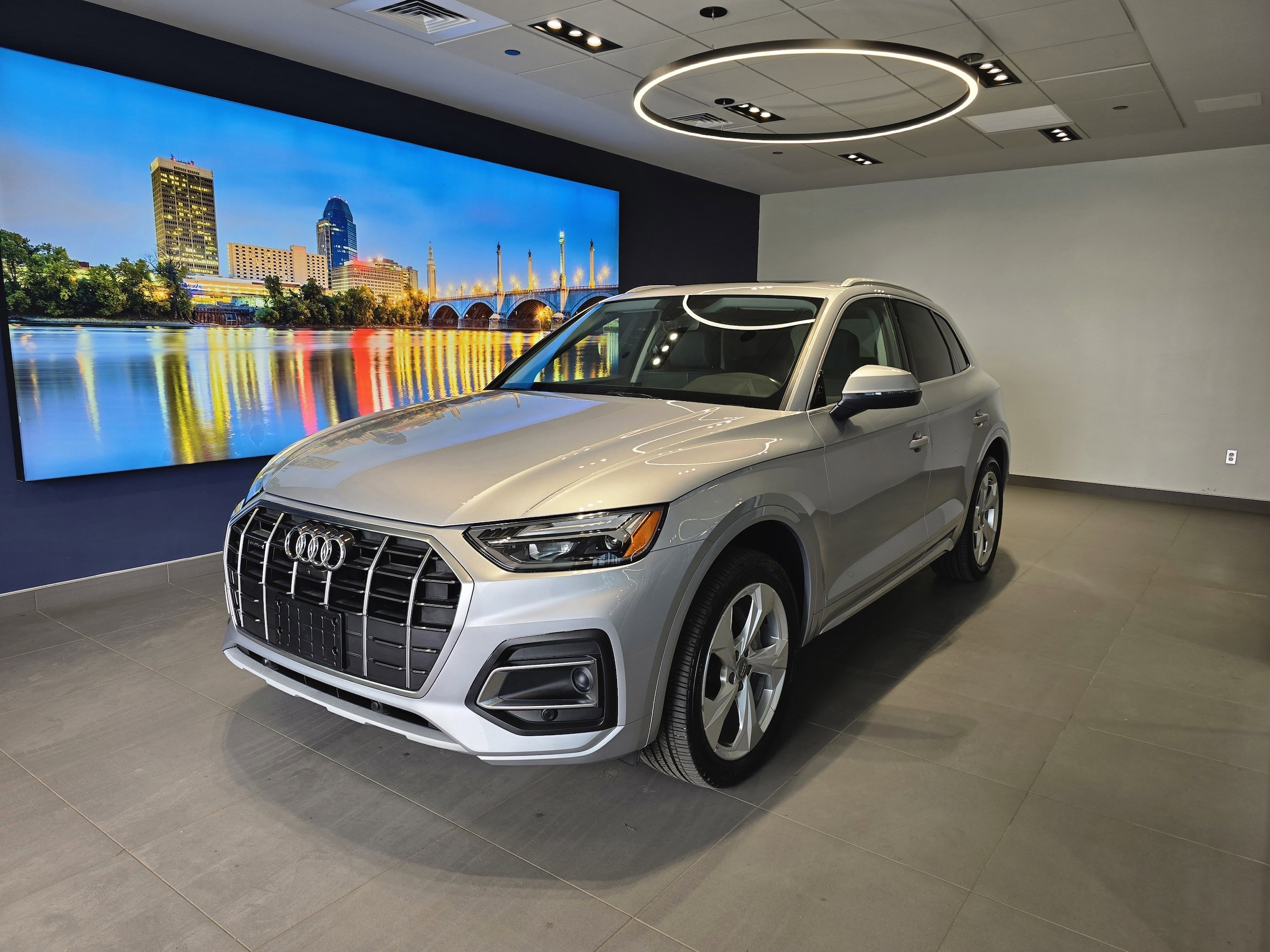 2021 Audi Q5 45 Premium Plus's photo