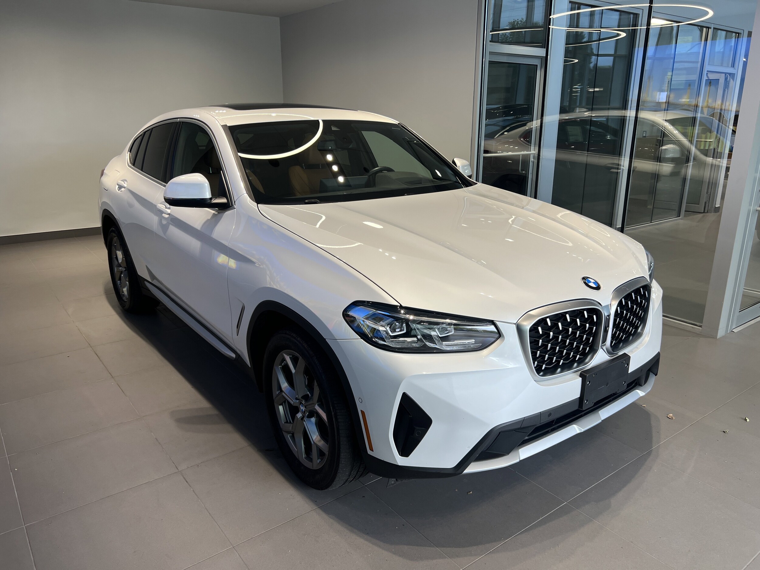 2023 Bmw X4 xDrive30i photo 3