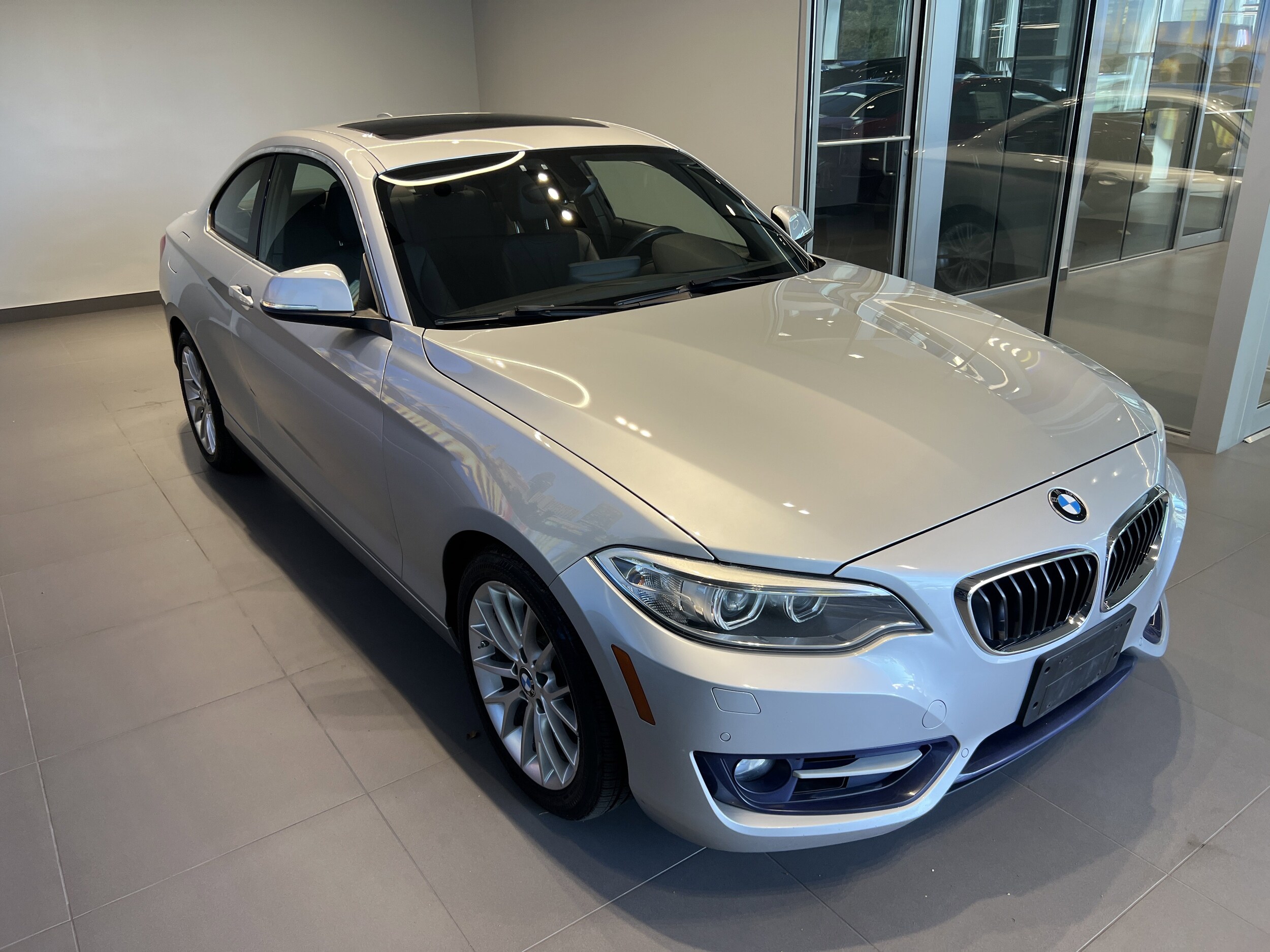 2016 Bmw 228i xDrive SULEV-PZEV photo 2