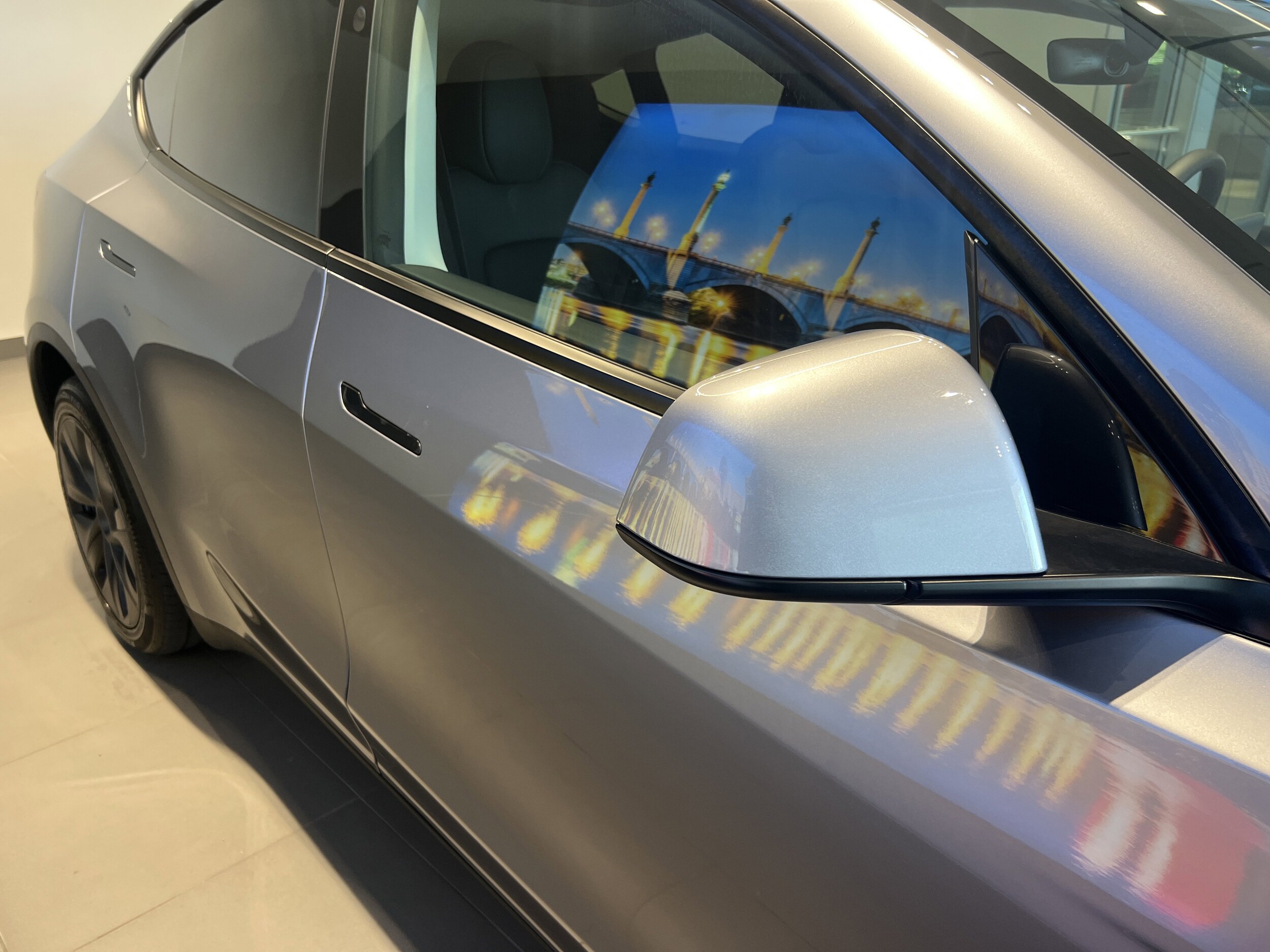 2024 Tesla Model Y Long Range photo 3