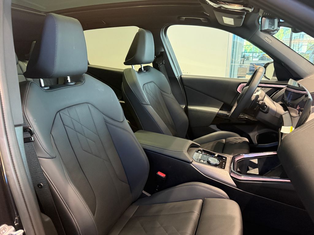 2026 BMW X3 30 - Photo 34