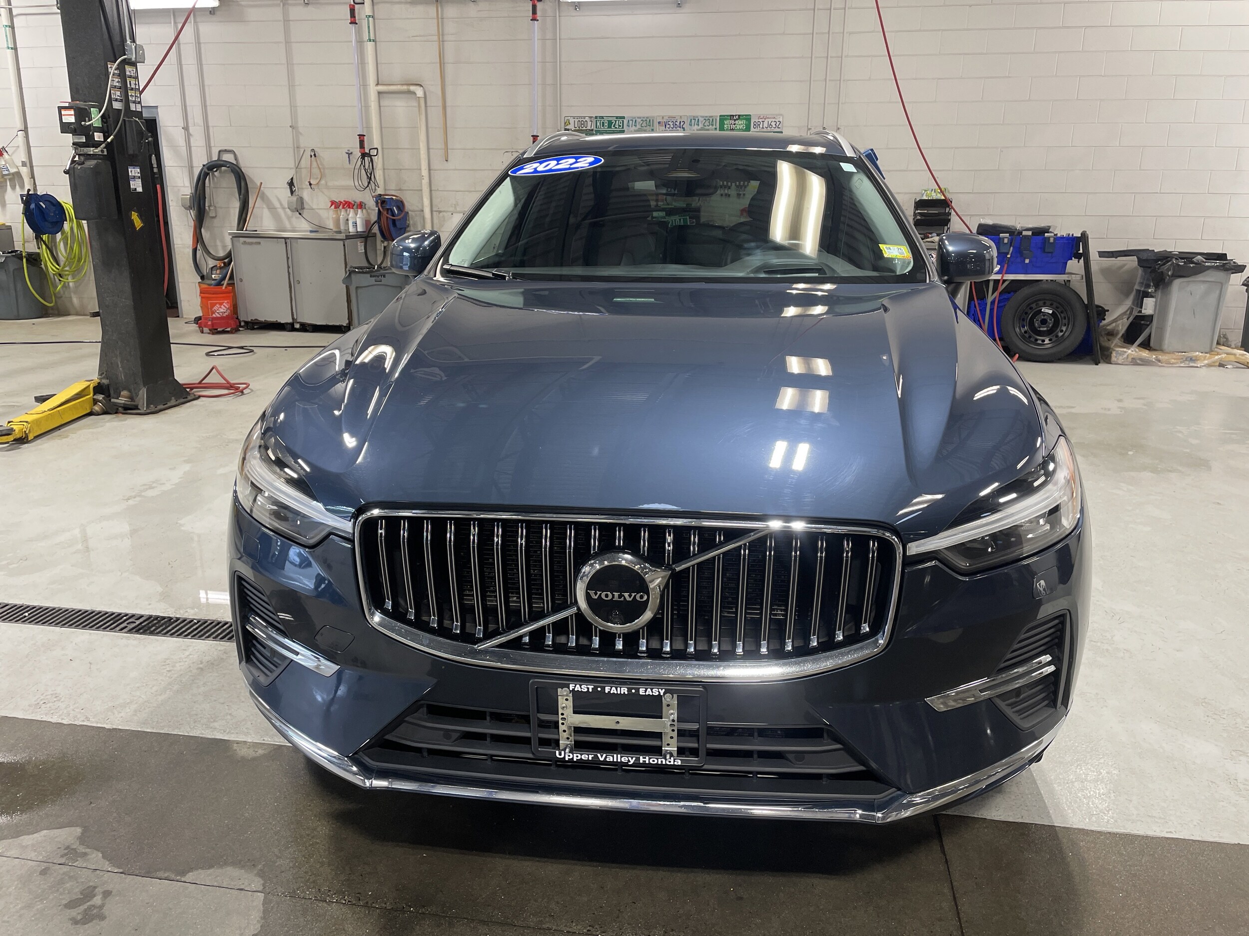 2022 Volvo XC60 Inscription photo 2